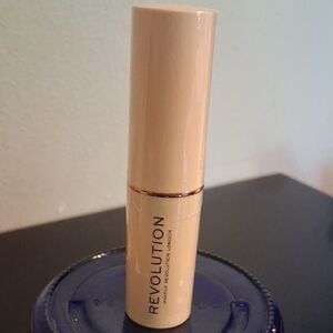 Makeup Revolution London Fast Base Stick Foundation In  F3